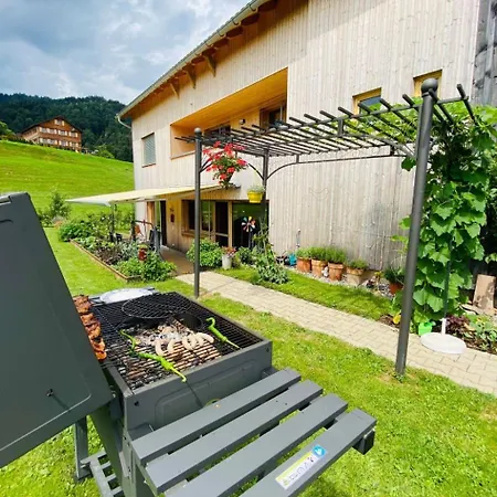 Neue In Mit Garten Und Grill By Interhome *